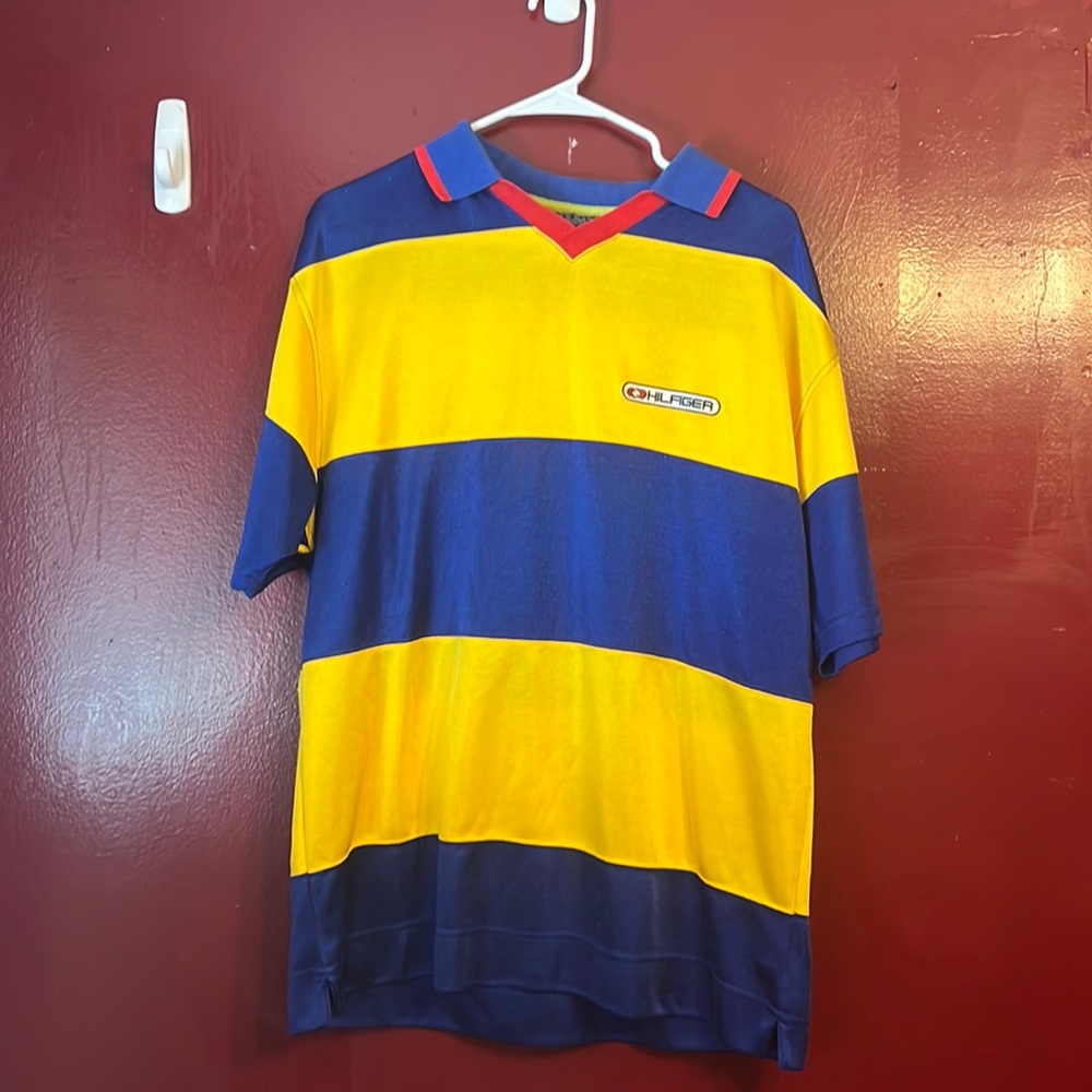 tommy hilfiger size M shirt